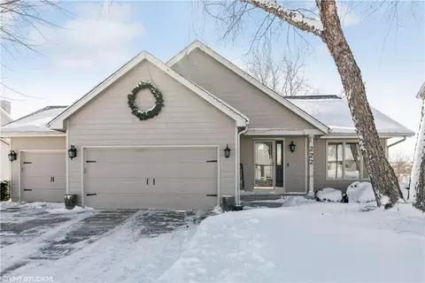 222 Trevor Ct, Norwalk, IA 50211