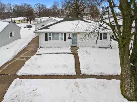 709 S Carle St, Knoxville, IA 50138