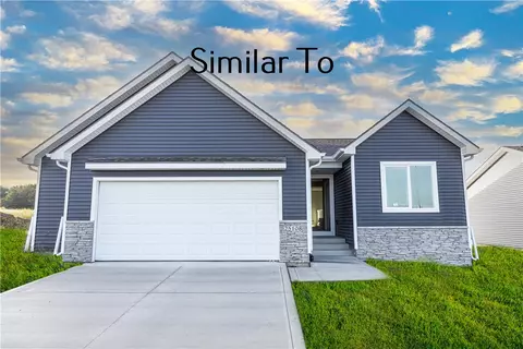 2012 Windcrest Dr, Granger, IA 50109