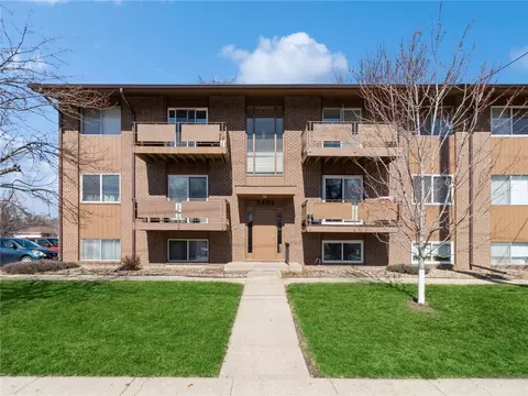 6403 Aurora Ave #6, Urbandale, IA 50322