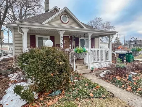 405 2nd St, West Des Moines, IA 50265