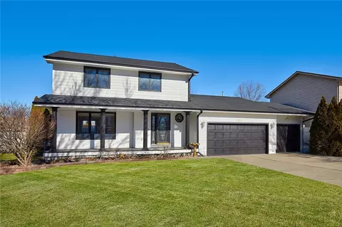 522 NE Stone Valley Dr, Ankeny, IA 50021
