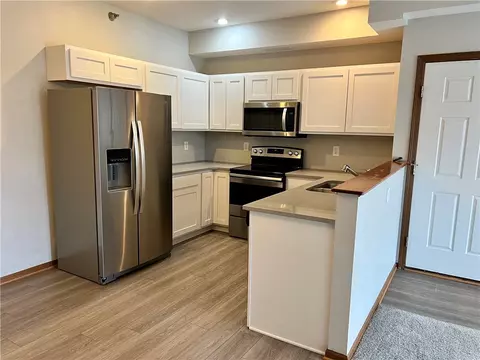 1606 NW Prairie Lakes Dr #2, Ankeny, IA 50023