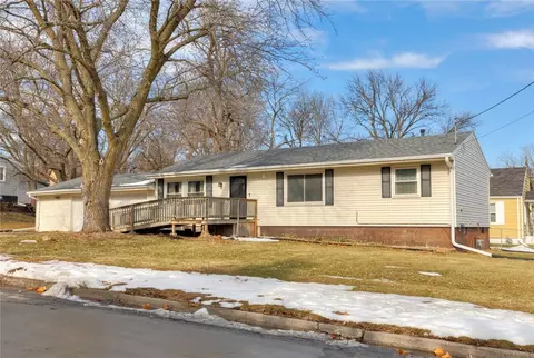 101 Emma Ave, Des Moines, IA 50315