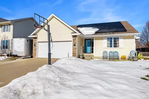 610 SW 48th St, Ankeny, IA 50023