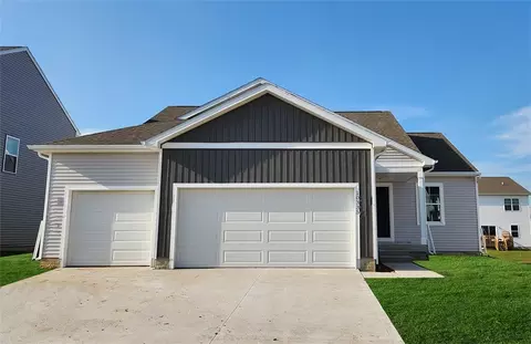 1120 Northview Dr, Waukee, IA 50263
