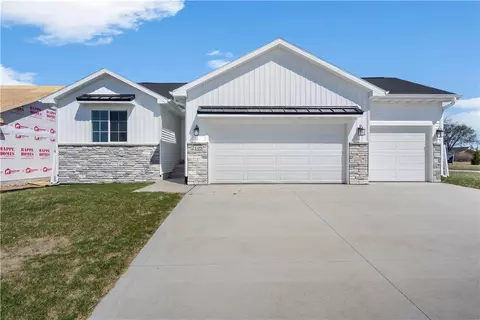 2105 Waller Ave, Norwalk, IA 50211