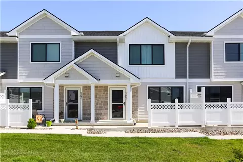 2651 SE Osier Ave, West Des Moines, IA 50265