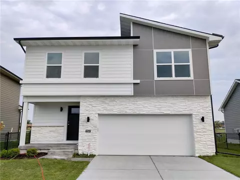 675 SE Drumlin Dr, Waukee, IA 50263