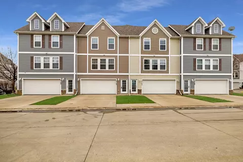 3162 SW Arlan Ln, Ankeny, IA 50023