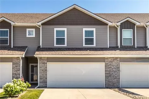 2833 NW Lois Ln, Ankeny, IA 50023