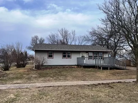 105 Elm St, Milo, IA 50166 photo 1