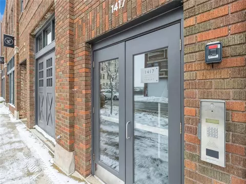 1417 Walnut St #206, Des Moines, IA 50309