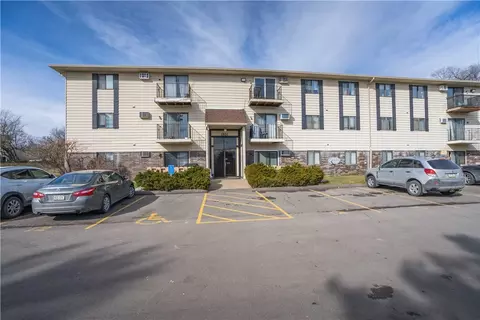 1831 Fuller Rd #22, West Des Moines, IA 50265