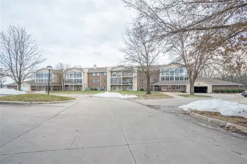 407 SE Delaware Ave #204, Ankeny, IA 50021