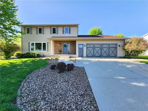 2010 SE Linn St, Boone, IA 50036