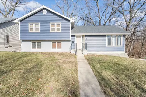 2651 Aurora Ave, Des Moines, IA 50310
