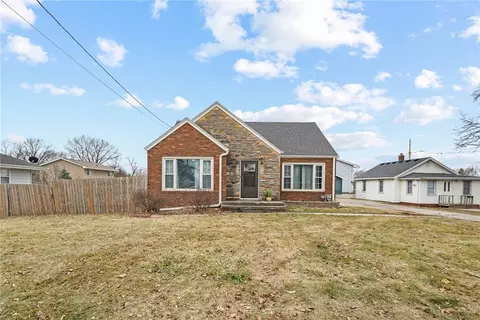 3106 SE 8th St, Des Moines, IA 50315