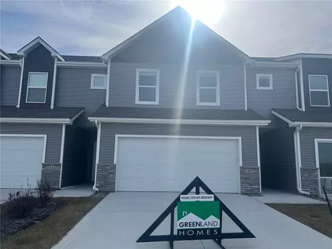 3407 NW Stratford Ln, Ankeny, IA 50023