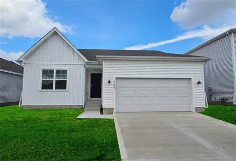 4204 NE 16th St, Ankeny, IA 50021