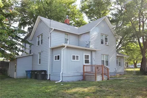 836 Cleveland Ave, Des Moines, IA 50316