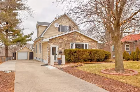4329 Ovid Ave, Des Moines, IA 50310