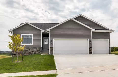 716 W Wright Rd, Norwalk, IA 50211