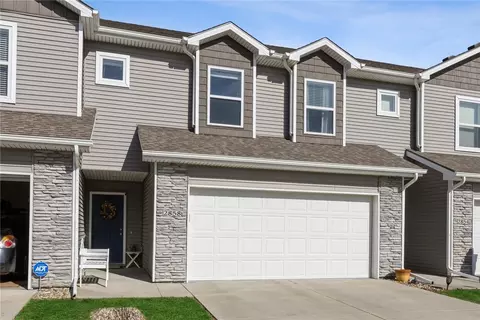 2858 NW Penny Ln, Ankeny, IA 50023