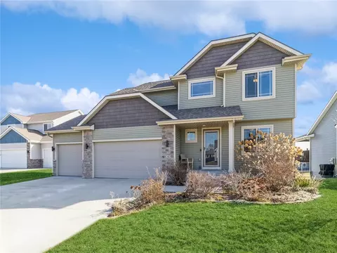 1343 S 6th St, Adel, IA 50003