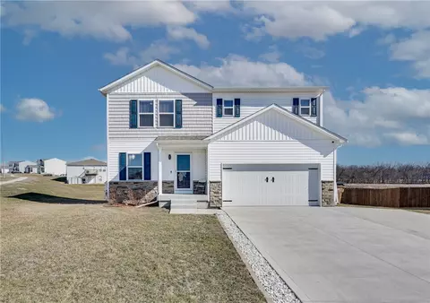 1798 Highland Cir SW, Altoona, IA 50009
