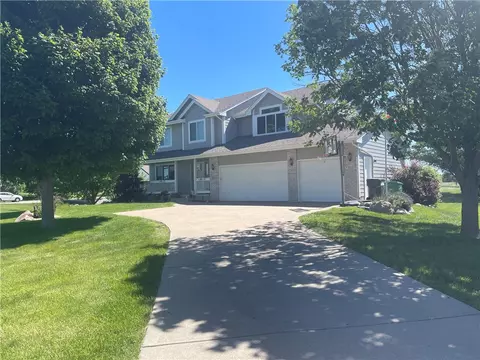 3073 SE Jarvis Ln, Runnells, IA 50237