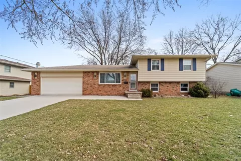 1105 SE Innsbruck Dr, Ankeny, IA 50021