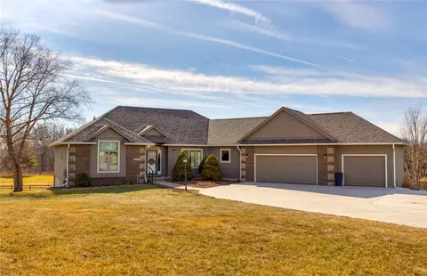 23110 Valley View Trl, Adel, IA 50003