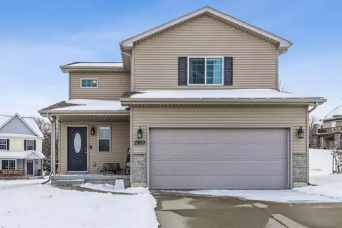 2869 Jaden Ln, Norwalk, IA 50211