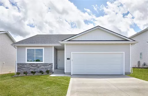 1130 NW Petersen Dr, Waukee, IA 50263