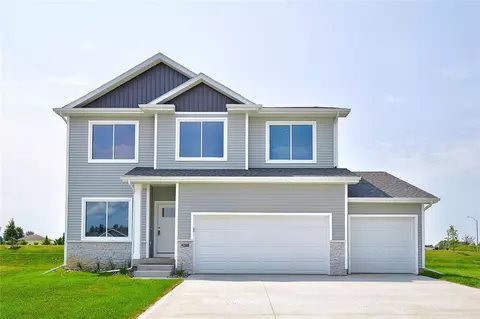 9288 Terni Rd, West Des Moines, IA 50266