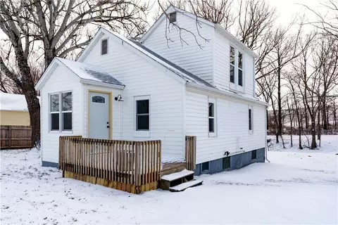 1288 132nd Pl, Knoxville, IA 50138