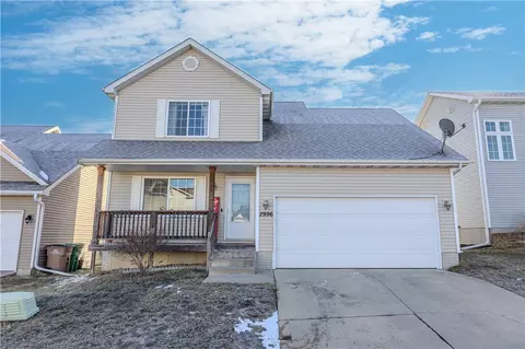 2996 Park Pl, Norwalk, IA 50211