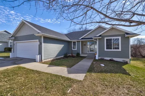2817 E Diehl Ave, Des Moines, IA 50320