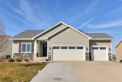 1916 3rd Ave SW, Altoona, IA 50009