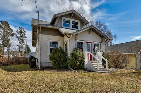 673 38th St, Des Moines, IA 50312