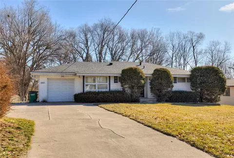 1501 18th St, West Des Moines, IA 50265