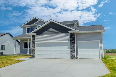 2320 N 8th Ave E, Newton, IA 50208