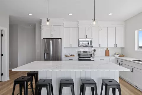 550 NW Rosemont Dr, Waukee, IA 50263