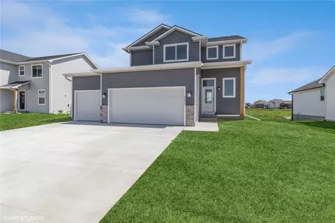 2301 NW Greenwood St, Ankeny, IA 50023