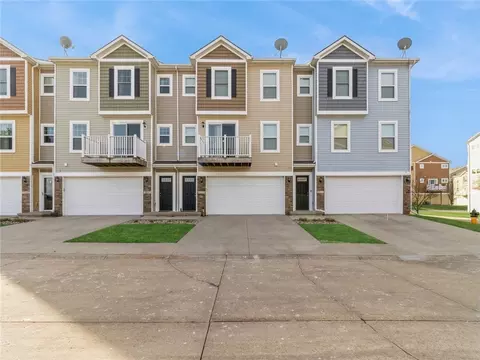 1039 NE 49th Ln, Ankeny, IA 50021