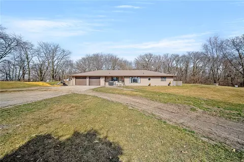 2419 Wilson Dr, Bussey, IA 50044