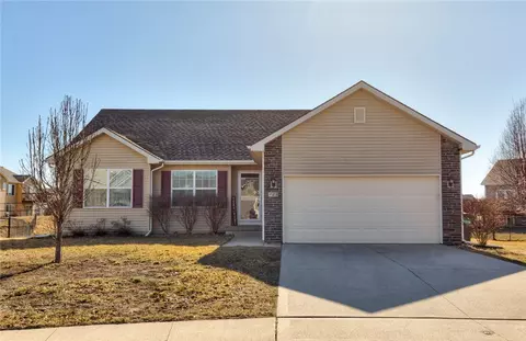 903 NE 45th St, Ankeny, IA 50021