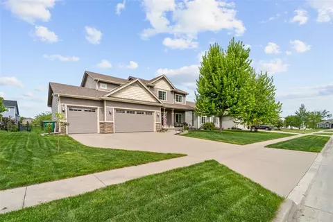 518 NW Horizon Ct, Ankeny, IA 50023