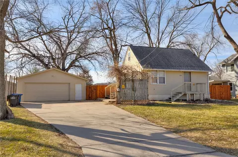 1218 Leland Ave, Des Moines, IA 50315